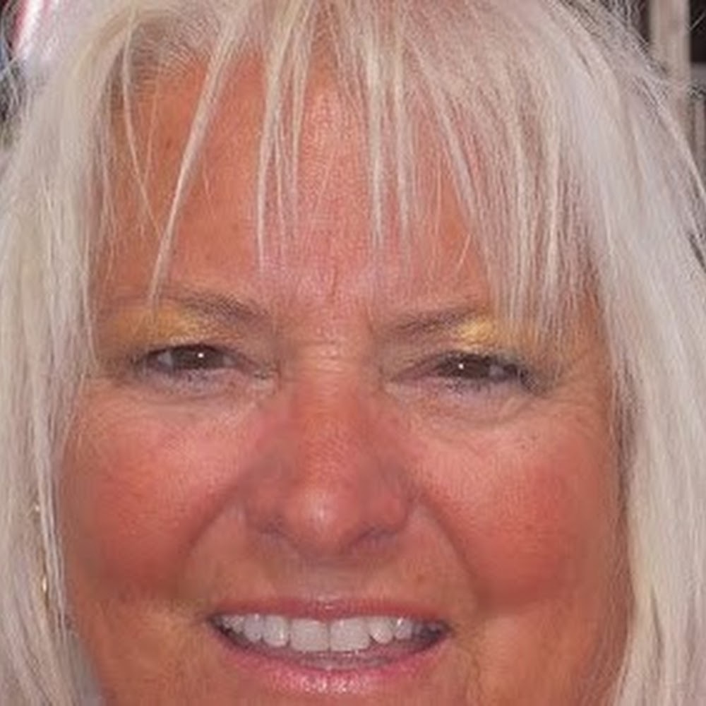 Meet your Posher, Carol